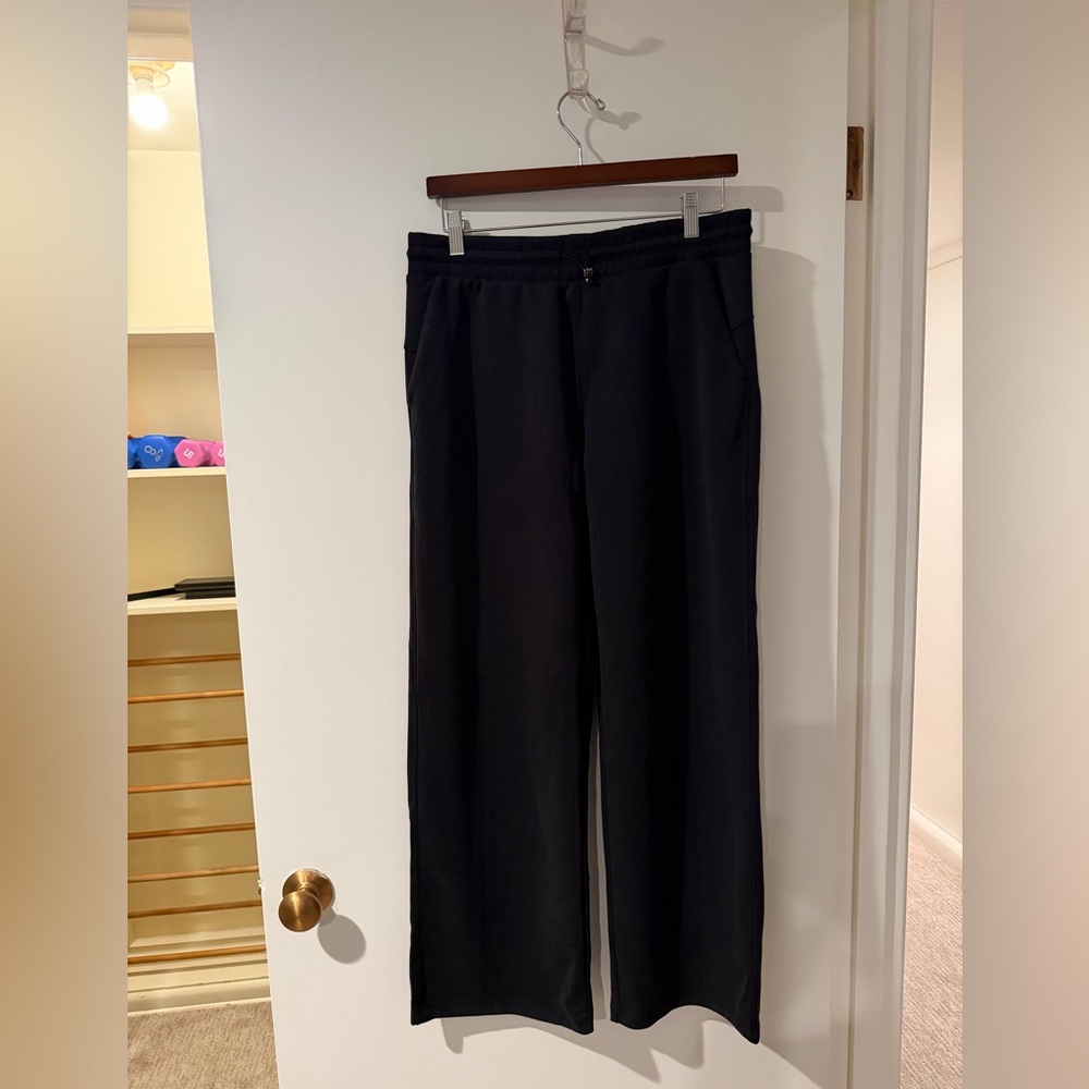 Women's Black Wide Leg Pant - NWT!